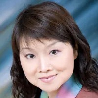 李红 /Broker Iris Li